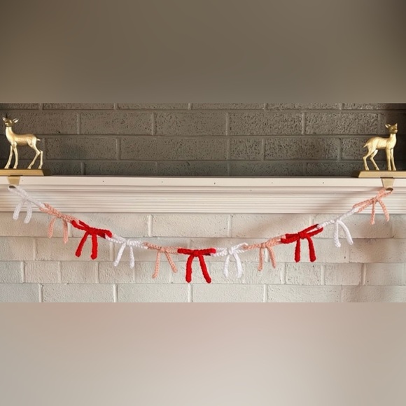 Handmade Other - Handmade Crochet Bow Garland